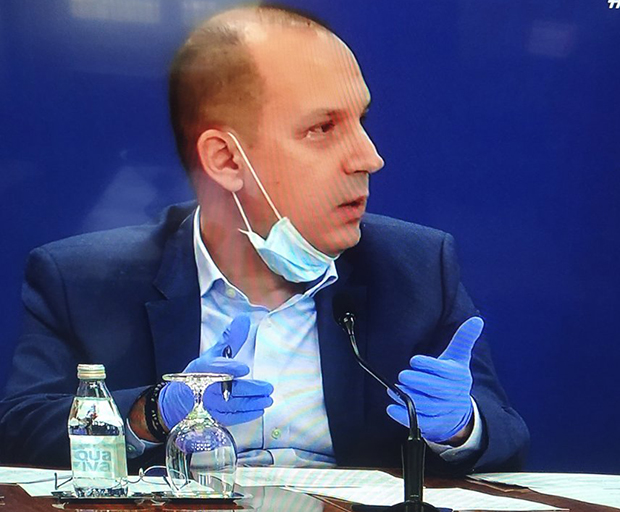 Лончар о оболелим свештеницима: Још се утврђује где су се заразили, да ли на некој служби или не